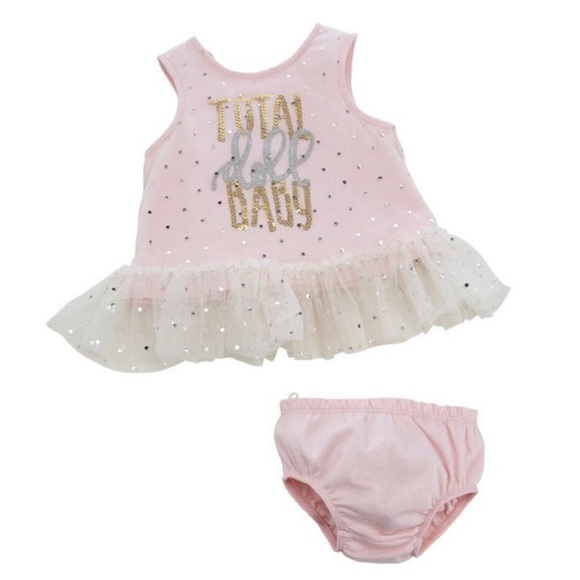 Adorable mud pie total doll. Any dress size 6-8 months - Picture 5 of 6